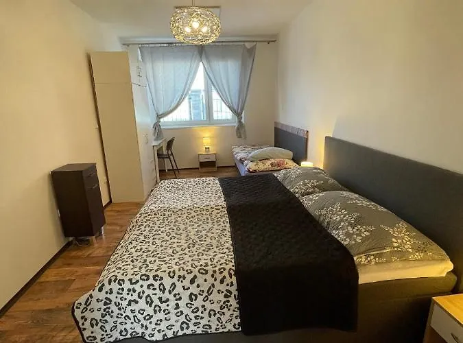 - Prazdninovy Dum * Chlumec nad Cidlinou